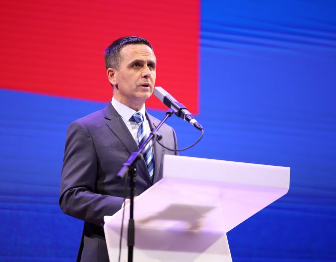 Kasami uron 8 Shtatorin: Një shtet i lirë, demokratik dhe i barabartë për të gjithë