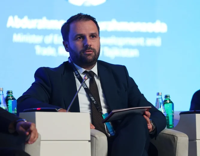 Durmishi nga Baku: Maqedonia e Veriut është platformë prodhuese dhe eksportuese për tregjet evropiane dhe rajonale