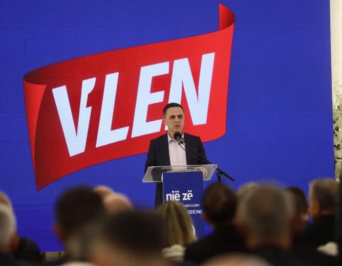 Kasami në tubimin përmbyllës të Jakup Huseinit: Koha e tyre ka mbaruar, të dielën do ta marrin përgjigjen e popullit